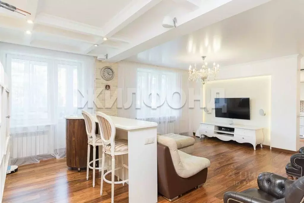 4-к кв. Новосибирская область, Новосибирск Сухарная ул., 96 (126.4 м) - Фото 1