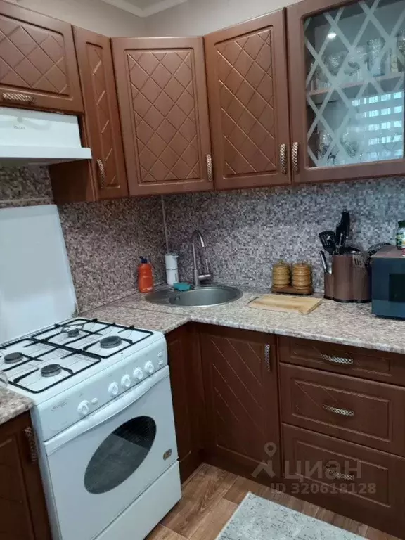 2-к кв. Белгородская область, Старый Оскол Рудничный мкр, 15 (40.0 м) - Фото 1