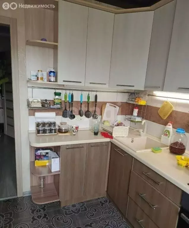 3-комнатная квартира: Белгород, улица Щорса, 42 (71.5 м) - Фото 0