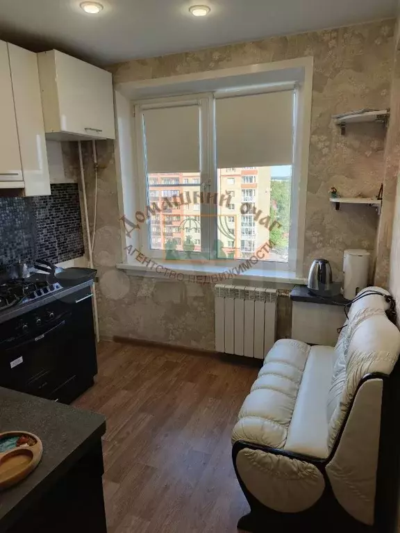 2-к. квартира, 42 м, 9/9 эт. - Фото 0