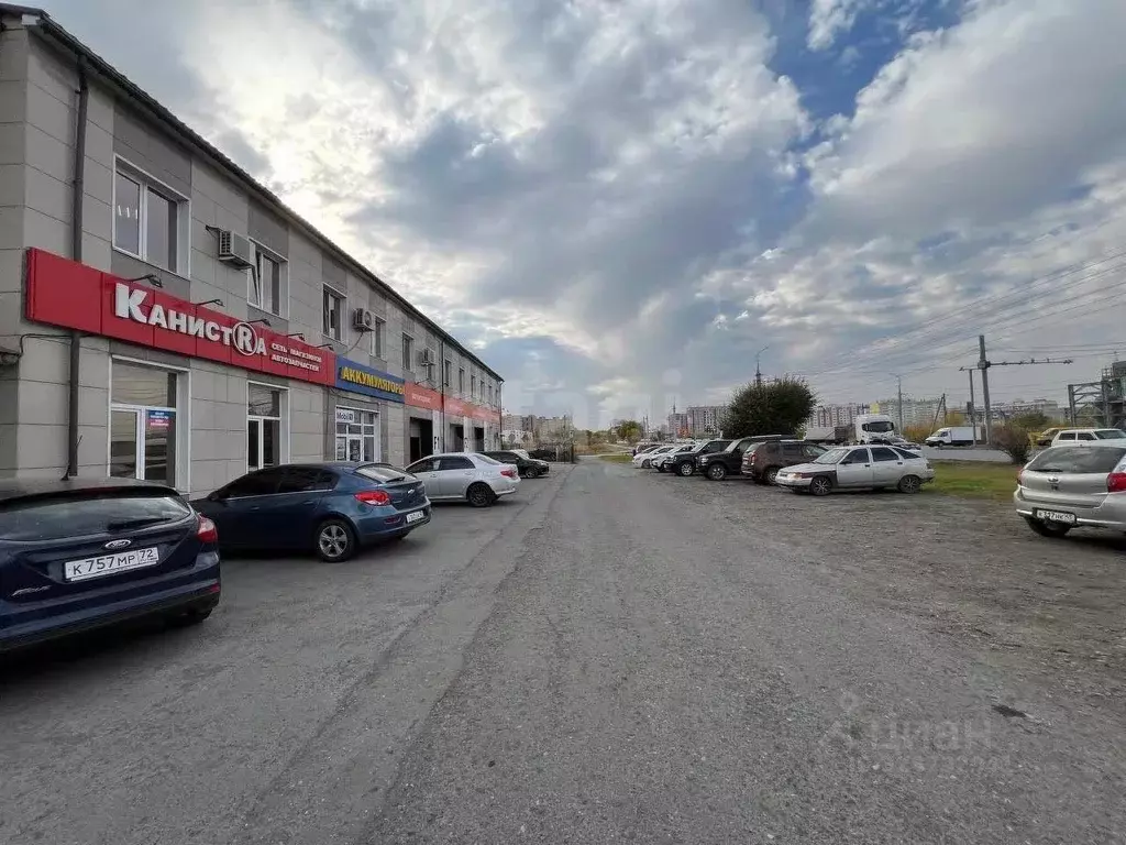 Помещение свободного назначения в Курганская область, Курган просп. ... - Фото 1