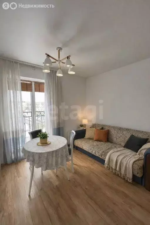 2-комнатная квартира: Пионерский, Калининградское шоссе, 3 (51.7 м) - Фото 1