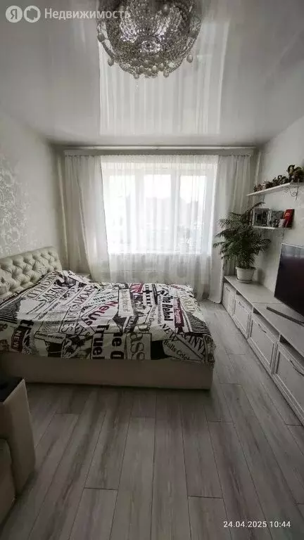 2-комнатная квартира: ВНИИССОК, улица Михаила Кутузова, 15 (62 м) - Фото 0