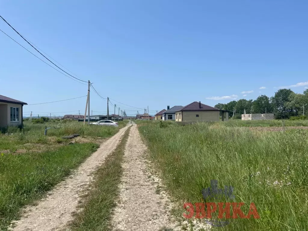 Участок в Краснодарский край, Крымск ул. Замулы, 27 (6.08 сот.) - Фото 1