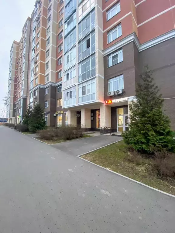 Помещение свободного назначения в Москва пос. Коммунарка, ул. Липовый ... - Фото 1