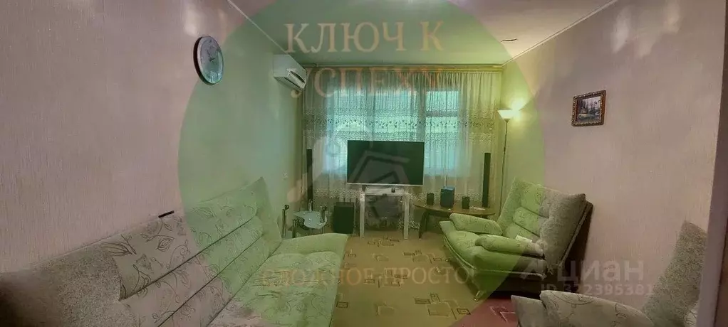 2-к кв. Волгоградская область, Волгоград ул. Одоевского, 82 (44.4 м) - Фото 1