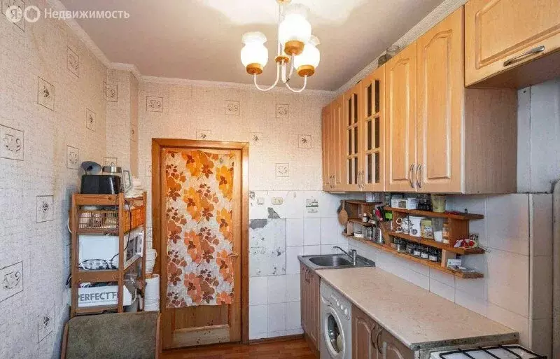 3-комнатная квартира: Омск, улица 20 лет РККА, 5 (60.3 м) - Фото 2