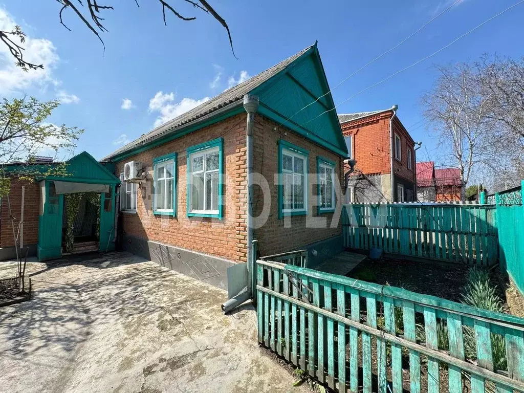 Дом в Краснодарский край, Курганинск ул. Розы Люксембург, 602 (68 м) - Фото 0