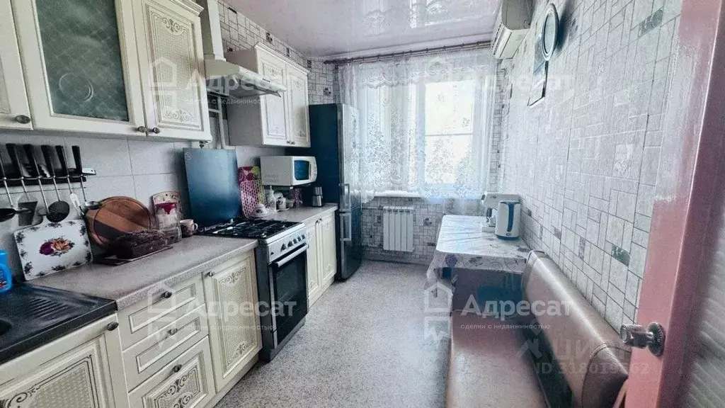 3-к кв. Волгоградская область, Волгоград бул. Энгельса, 29 (68.1 м) - Фото 1