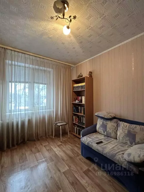 2-к кв. Псковская область, Псков ул. Ижорского Батальона, 6А (53.7 м) - Фото 0