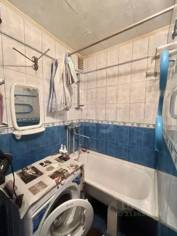 3-к кв. Белгородская область, Белгород ул. 5 Августа, 14 (61.5 м) - Фото 0