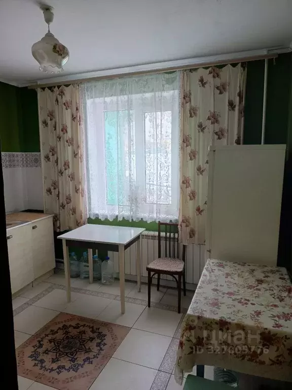 1-к кв. Курская область, Курск просп. Вячеслава Клыкова, 20 (37.5 м) - Фото 2