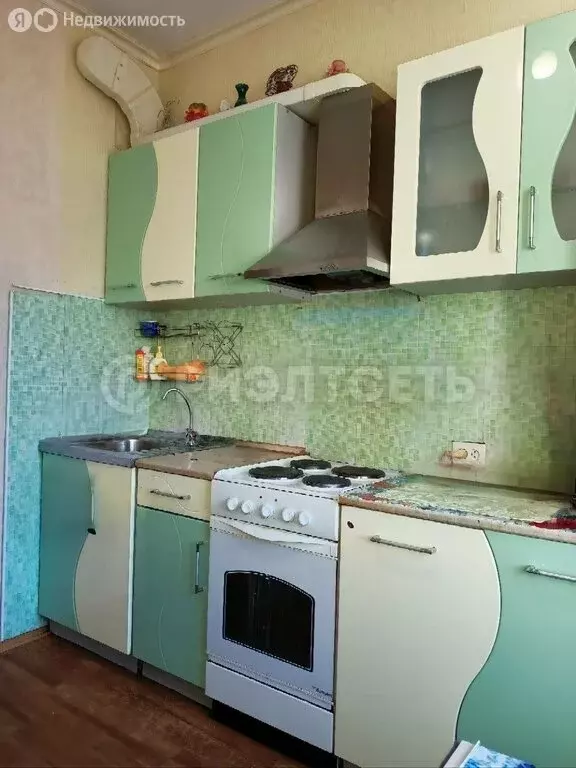 3-комнатная квартира: Мончегорск, улица Кондрикова, 22 (63.3 м) - Фото 0