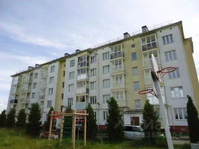 2-к кв. Калужская область, Сухиничи ул. Победы, 25Б (49.8 м) - Фото 1