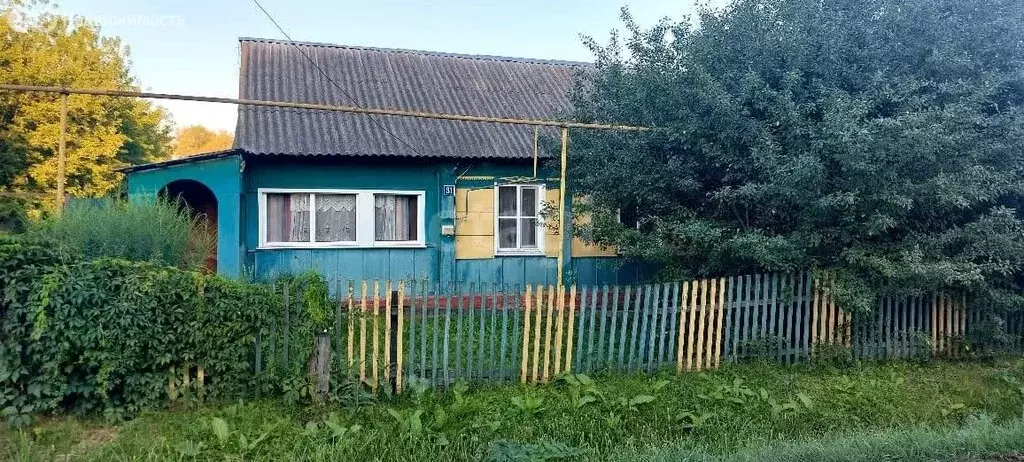 Дом в Тамбовская область, рабочий посёлок Мучкапский, улица Найденова ... - Фото 0