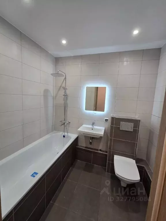 Студия Ленинградская область, Мурино Всеволожский район, просп. ... - Фото 1