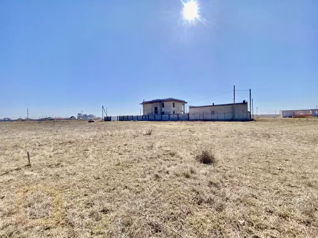 Участок в Крым, Сакский район, с. Уютное  (6.0 сот.) - Фото 1