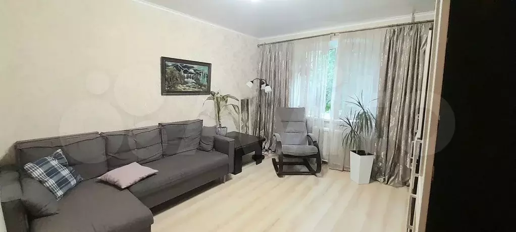 2-к. квартира, 52 м, 2/9 эт. - Фото 0