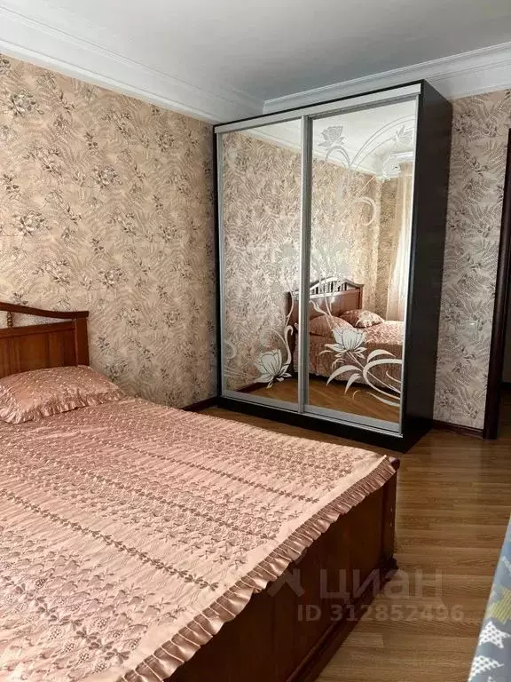 2-к кв. Дагестан, Каспийск просп. Акулиничева, 13 (60.0 м) - Фото 0