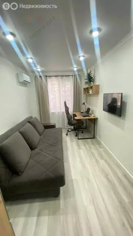 4-комнатная квартира: Краснодар, улица Селезнёва, 92 (67 м) - Фото 1