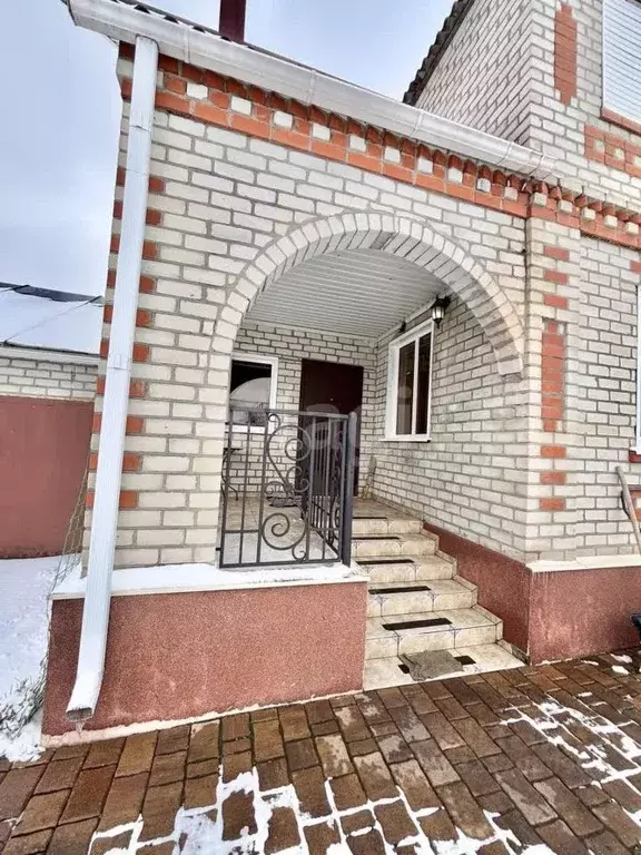 Дом в Белгородская область, Алексеевка Курганная ул., 14 (168 м) - Фото 1