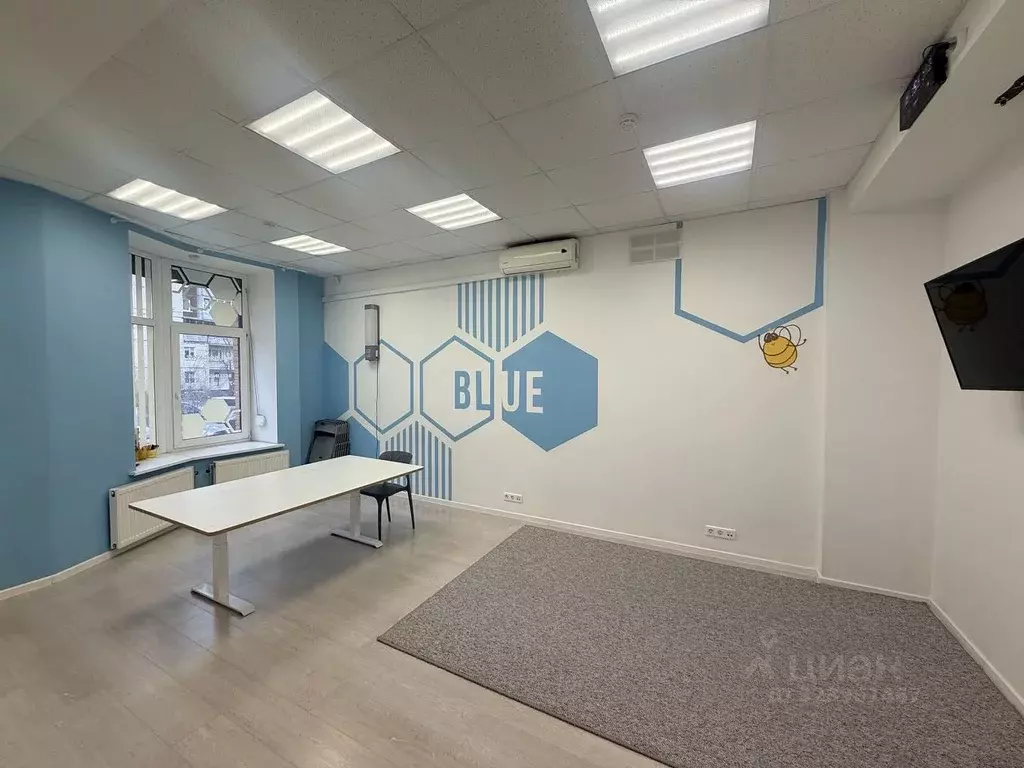 Помещение свободного назначения в Санкт-Петербург ул. Латышских ... - Фото 0