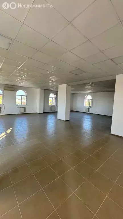 Помещение свободного назначения (140 м) - Фото 2