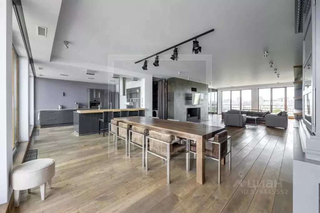 3-к кв. Москва Страстной бул., 10к1 (189.0 м) - Фото 1