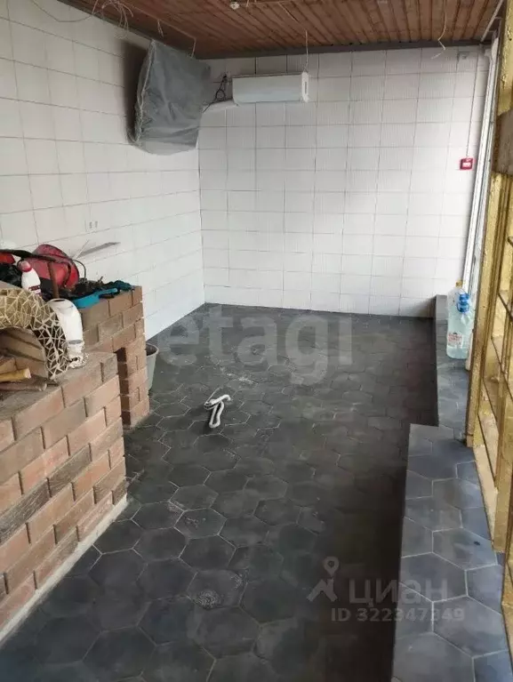 Торговая площадь в Башкортостан, Уфа ул. Комарова, 12 (64 м) - Фото 0