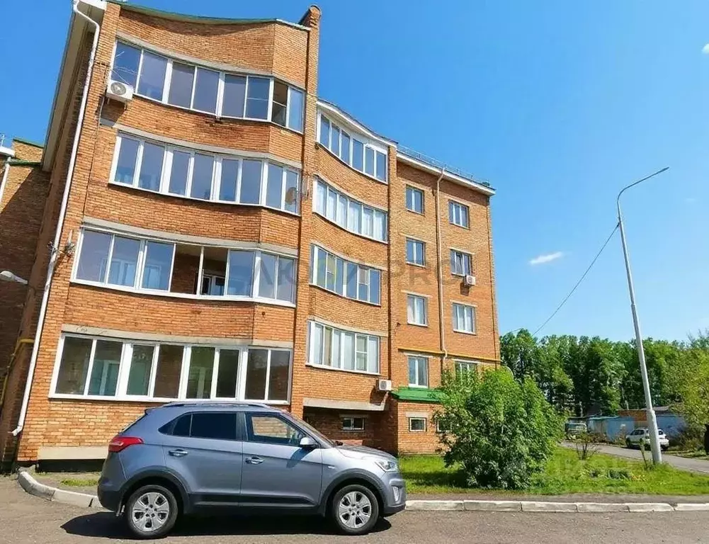 2-к кв. Башкортостан, Уфа пос. Аэропорт, ул. Строителей, 15к3 (63.2 м) - Фото 1