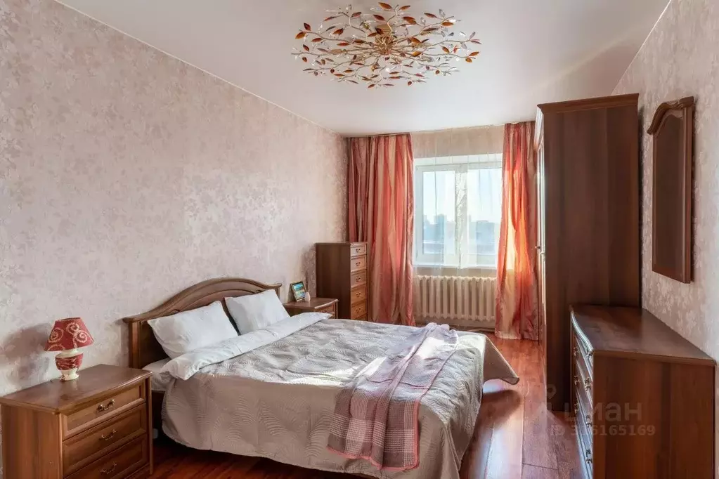 2-к кв. Тюменская область, Тюмень Солнечный проезд, 7 (80.0 м) - Фото 0