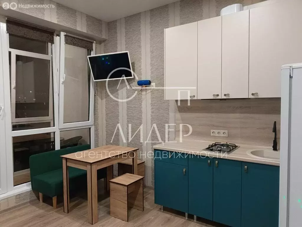 1-комнатная квартира: Сочи, микрорайон Новый Сочи, Санаторная улица, ... - Фото 2