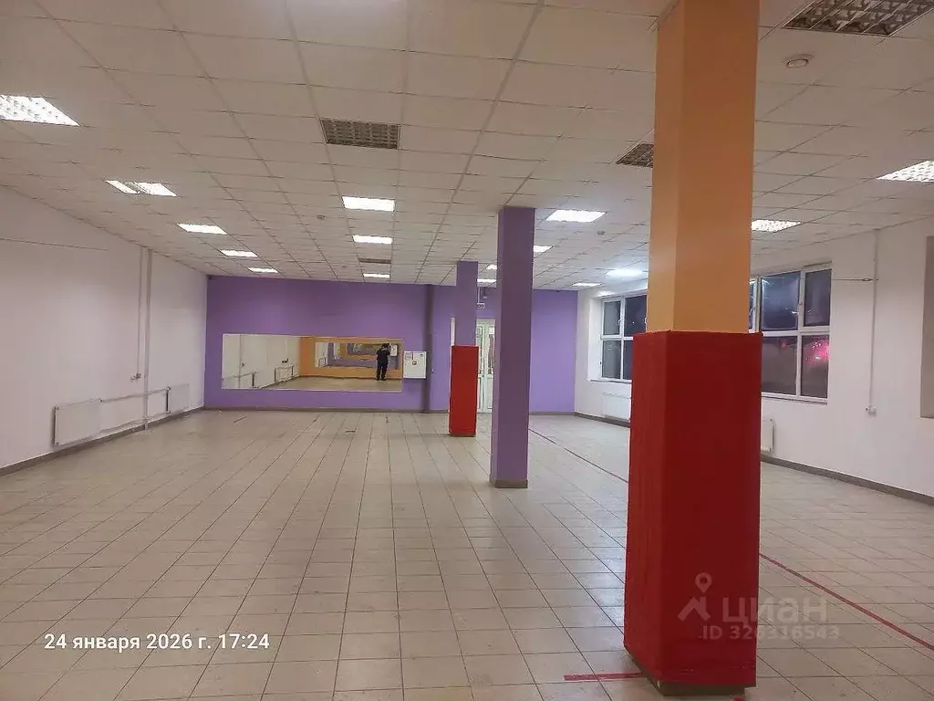 Помещение свободного назначения в Москва ул. Плещеева, 32 (218 м) - Фото 1