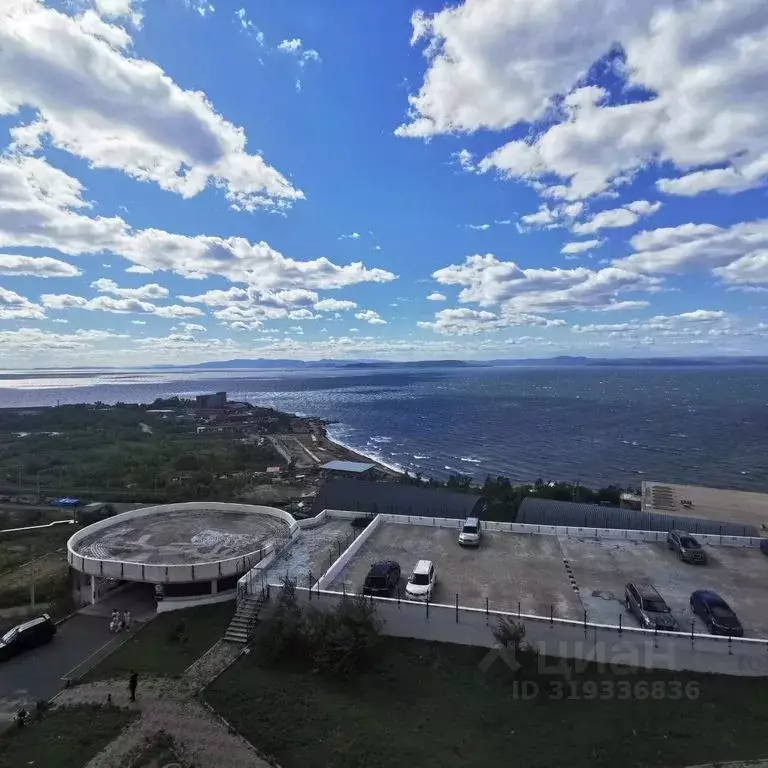 2-к кв. Приморский край, Владивосток ул. Кирова, 25А (86.0 м) - Фото 0