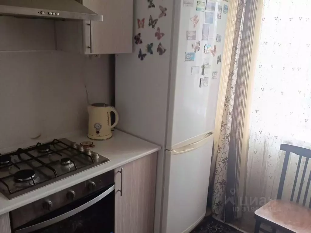 3-к кв. Белгородская область, Старый Оскол Молодогвардеец мкр, 17 ... - Фото 1