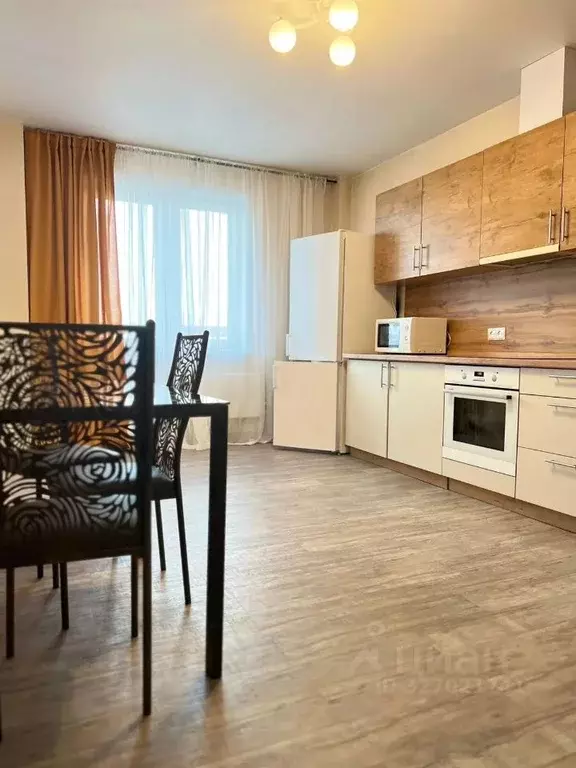 1-к кв. Красноярский край, Красноярск Свободный просп., 28 (48.0 м) - Фото 1