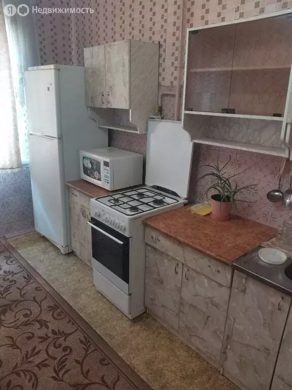 2-комнатная квартира: Волгоград, район Семь Ветров, улица 8-й ... - Фото 0