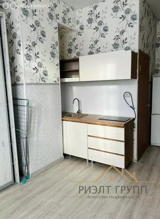 Квартира-студия: Казань, улица Восстания, 93А (17 м) - Фото 2