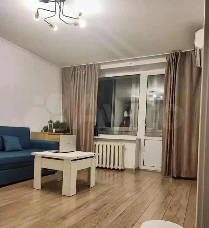 2-к. квартира, 42 м, 9/9 эт. - Фото 0
