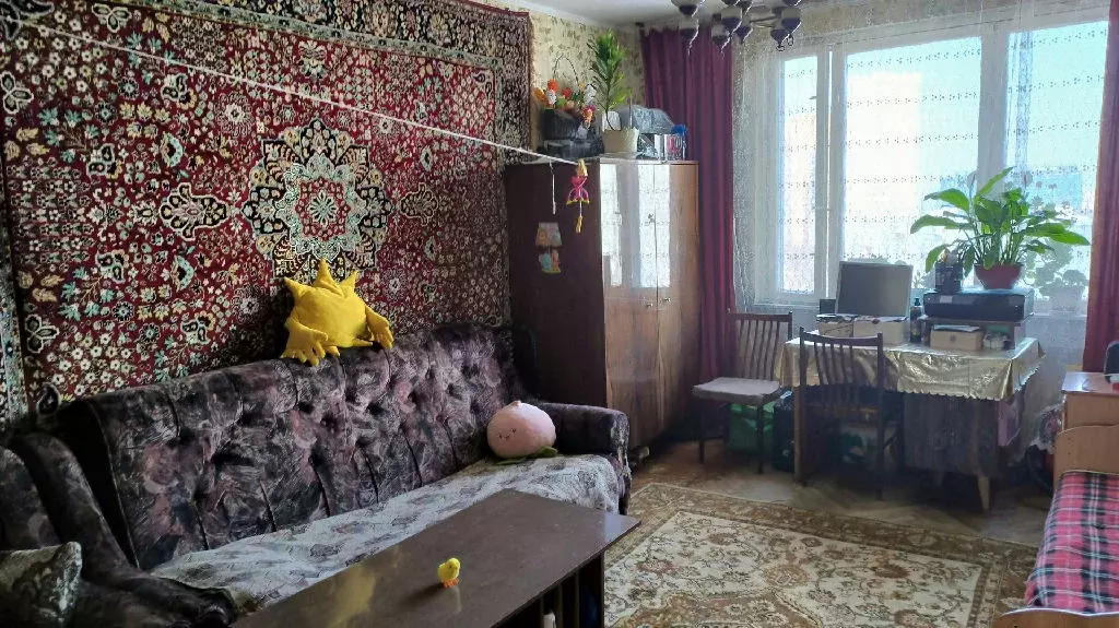 Продается 3-комнатная квартира - Фото 1