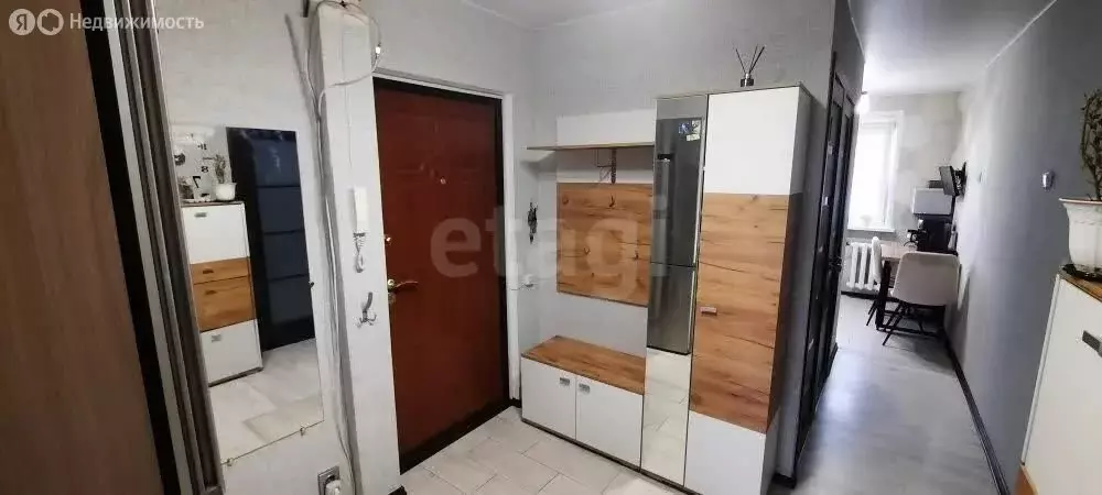 3-комнатная квартира: Альметьевск, улица Мира, 5 (62 м) - Фото 1