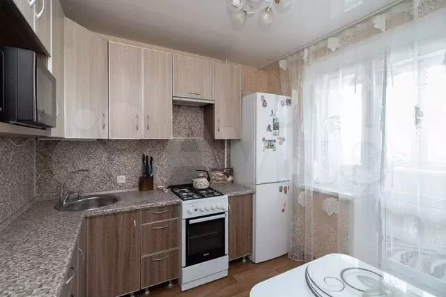 1-к. квартира, 38 м, 6/9 эт. - Фото 0