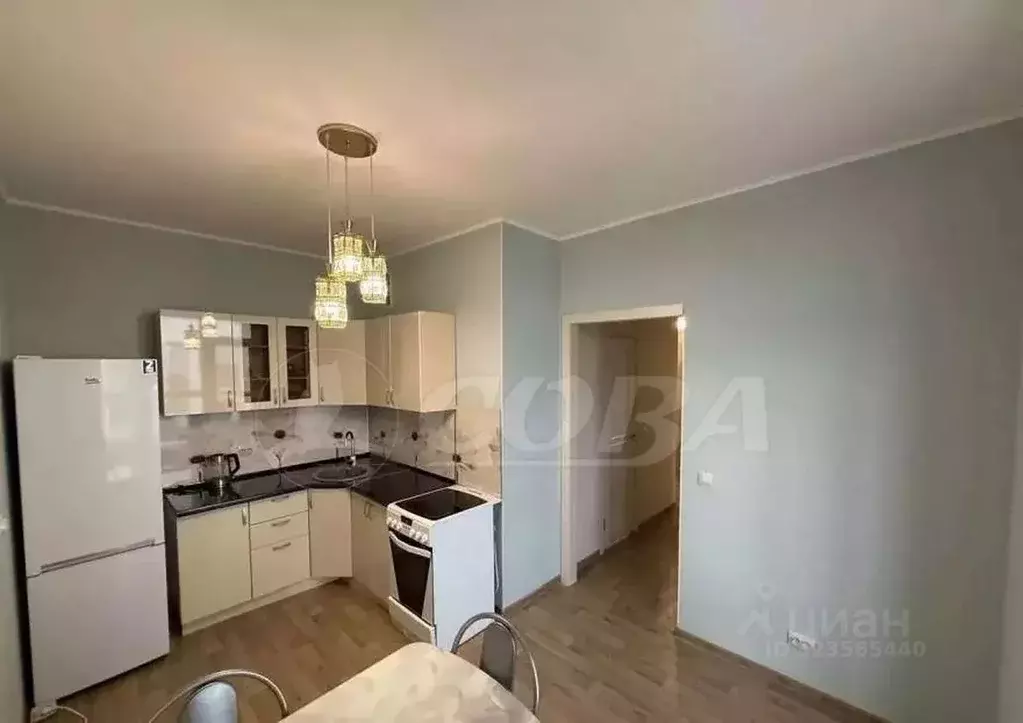 1-к кв. Тюменская область, Тюмень ул. Федюнинского, 30к1 (45.0 м) - Фото 1