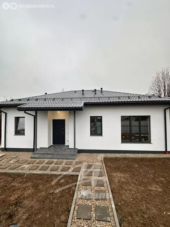 Дом в Общественник, улица Ополченцев, 3 (140 м) - Фото 1