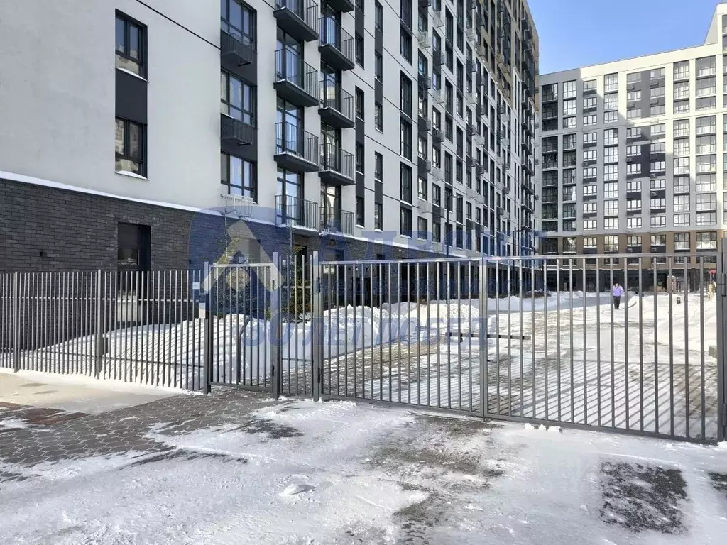 2-к кв. Тюменская область, Тюмень ул. Андрея Приказнова, 7 (59.6 м) - Фото 1