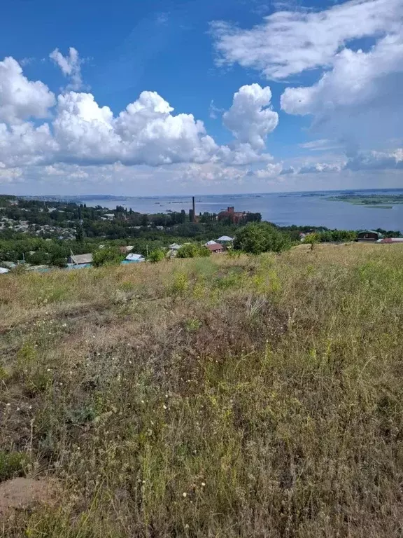 Участок в Саратовская область, пос. Красный Текстильщик ул. Базарная ... - Фото 1