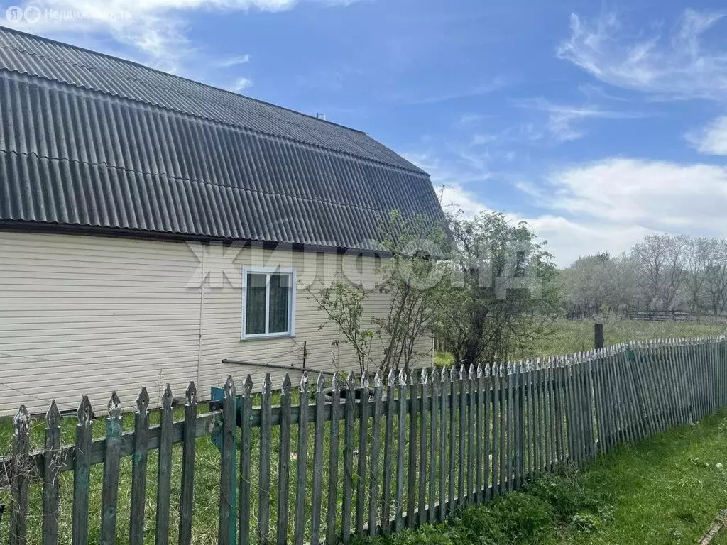 Дом в Сузунский район, посёлок Лесниковский, Строительная улица (62 м) - Фото 1