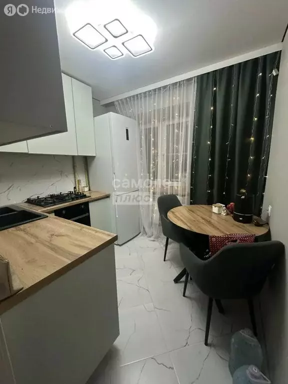 3-комнатная квартира: Липецк, улица Гагарина, 74Б (55.9 м) - Фото 1