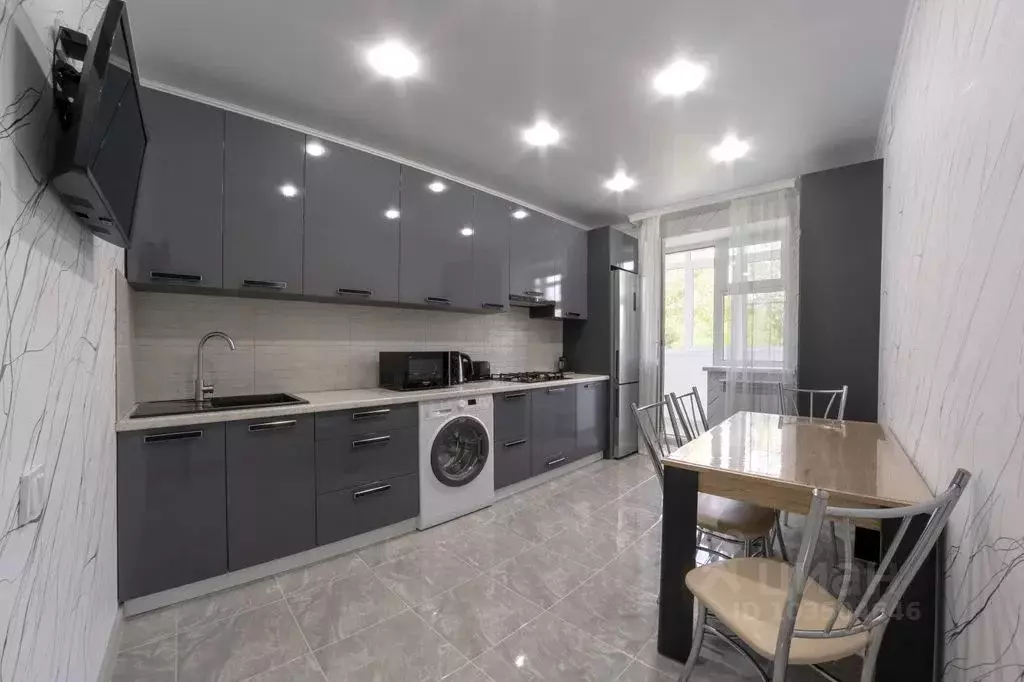 2-к кв. Ставропольский край, Ессентуки ул. Орджоникидзе, 88 (50.0 м) - Фото 1