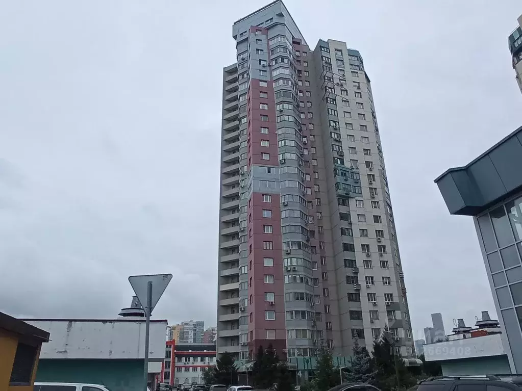 4-к кв. Москва ул. Коштоянца, 20К4 (160.6 м) - Фото 1